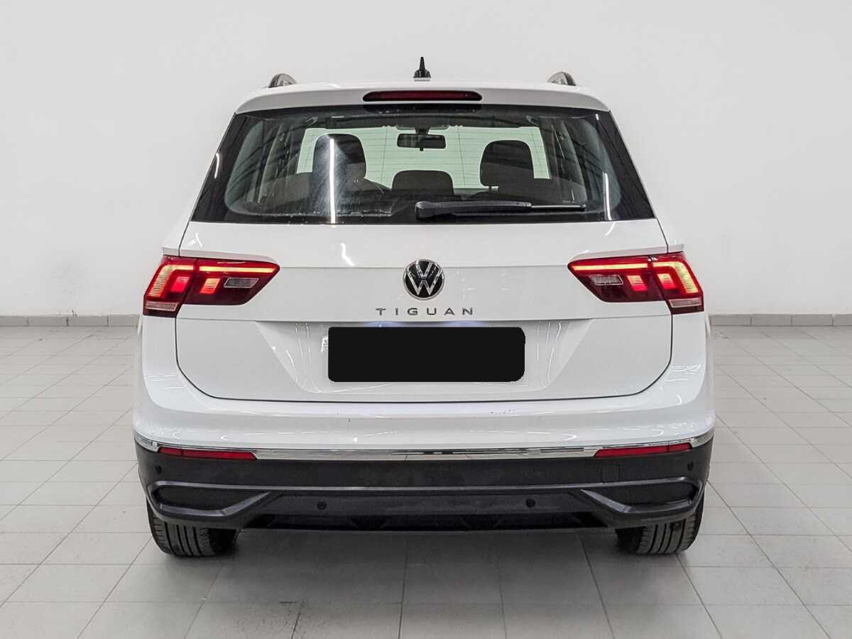 Купить Volkswagen Tiguan с пробегом. Фото: #5