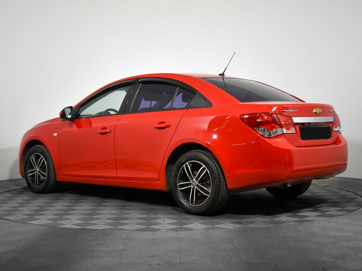 Купить Chevrolet Cruze с пробегом. Фото: #6