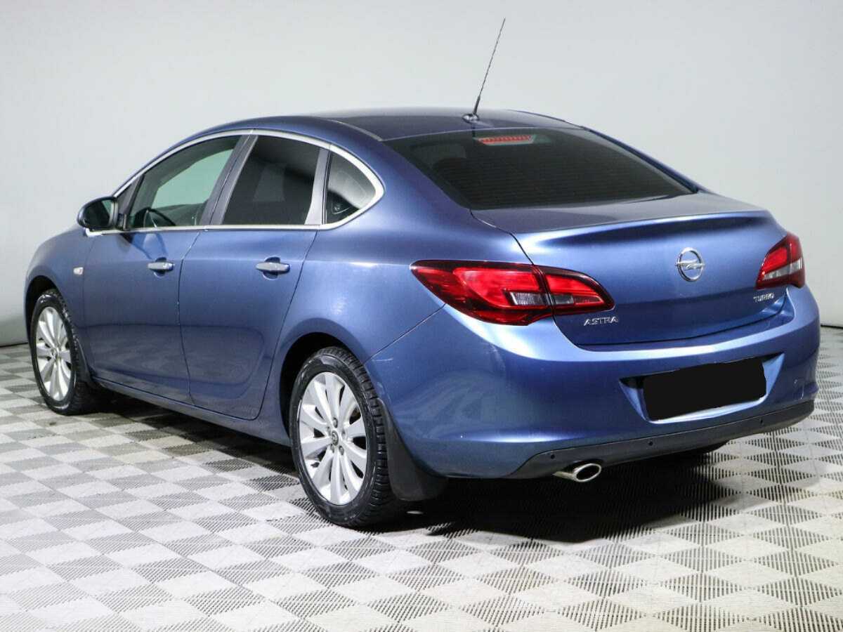 Купить Opel Astra с пробегом. Фото: #5