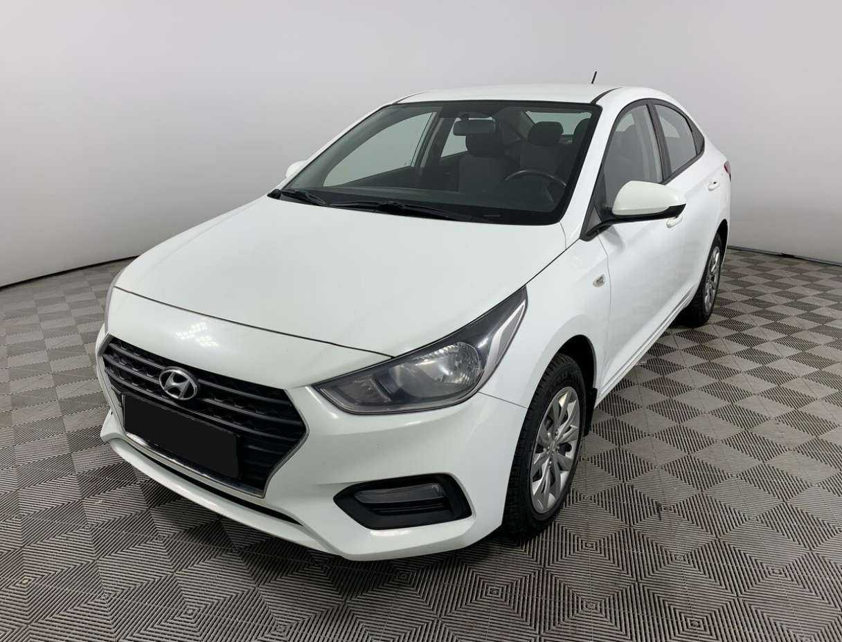 Купить Hyundai Solaris с пробегом. Фото: #0