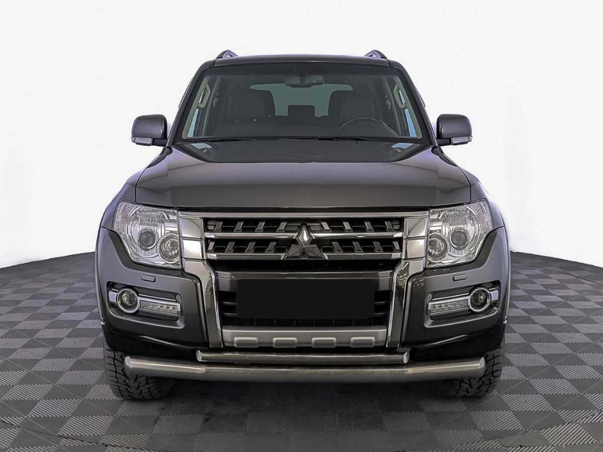 Купить Mitsubishi Pajero с пробегом. Фото: #1