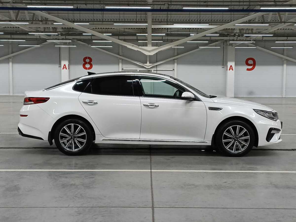 Купить Kia K5 с пробегом. Фото: #3