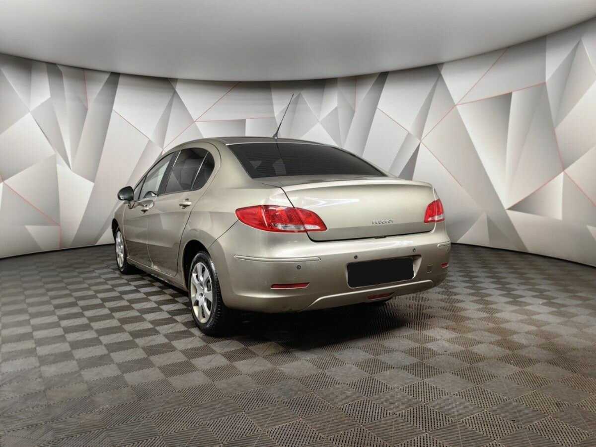 Купить Peugeot 408 с пробегом. Фото: #3