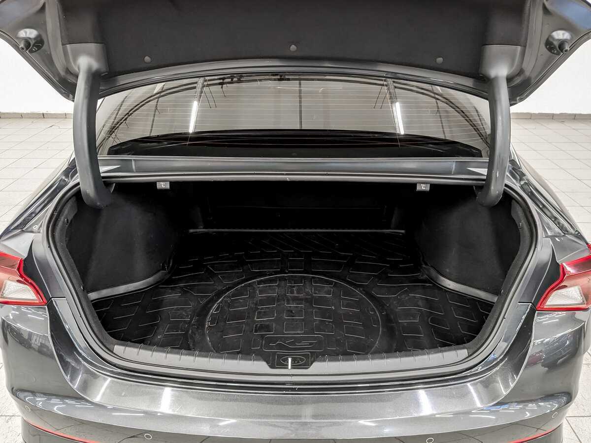 Купить Kia K5 с пробегом. Фото: #9