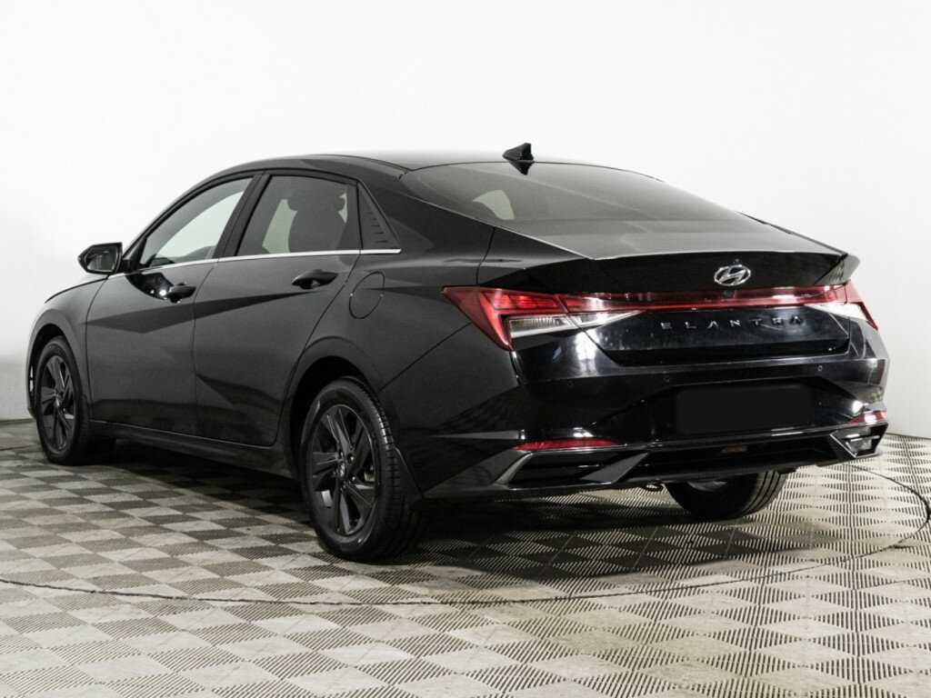 Купить Hyundai Elantra с пробегом. Фото: #6