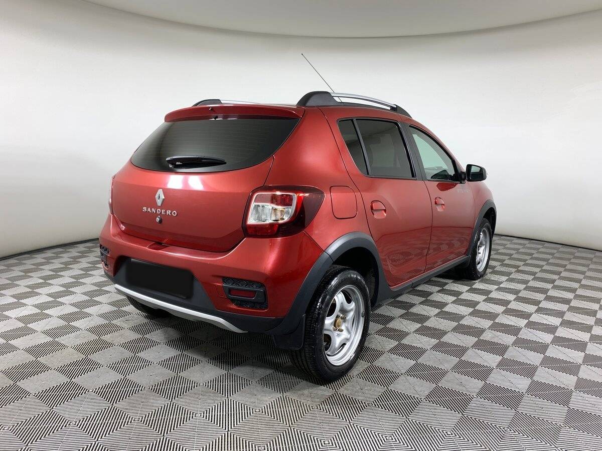 Купить Renault Sandero с пробегом. Фото: #4