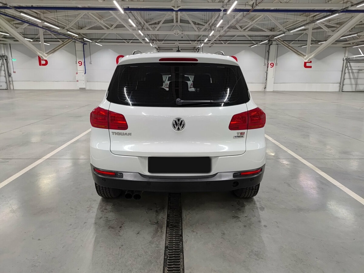 Купить Volkswagen Tiguan с пробегом. Фото: #5