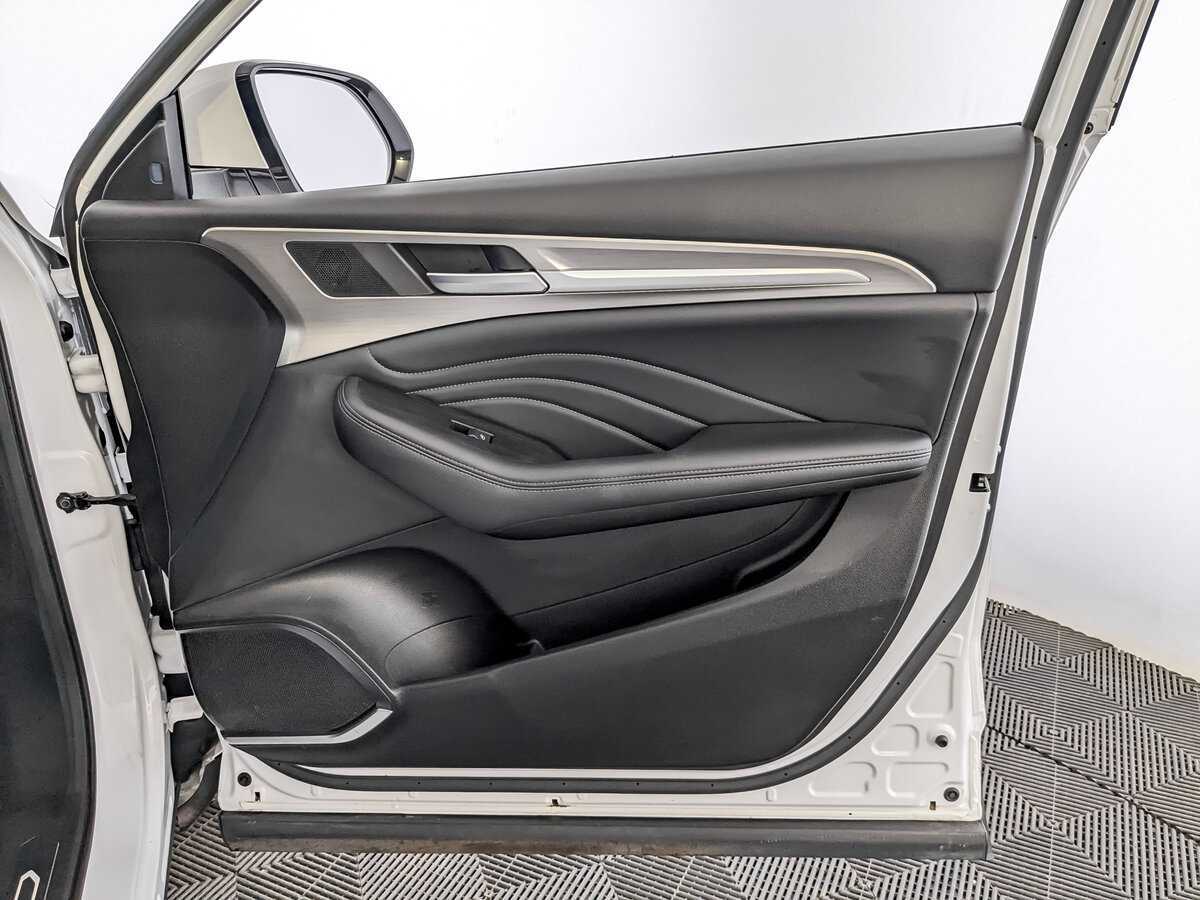 Купить Haval F7 с пробегом. Фото: #24