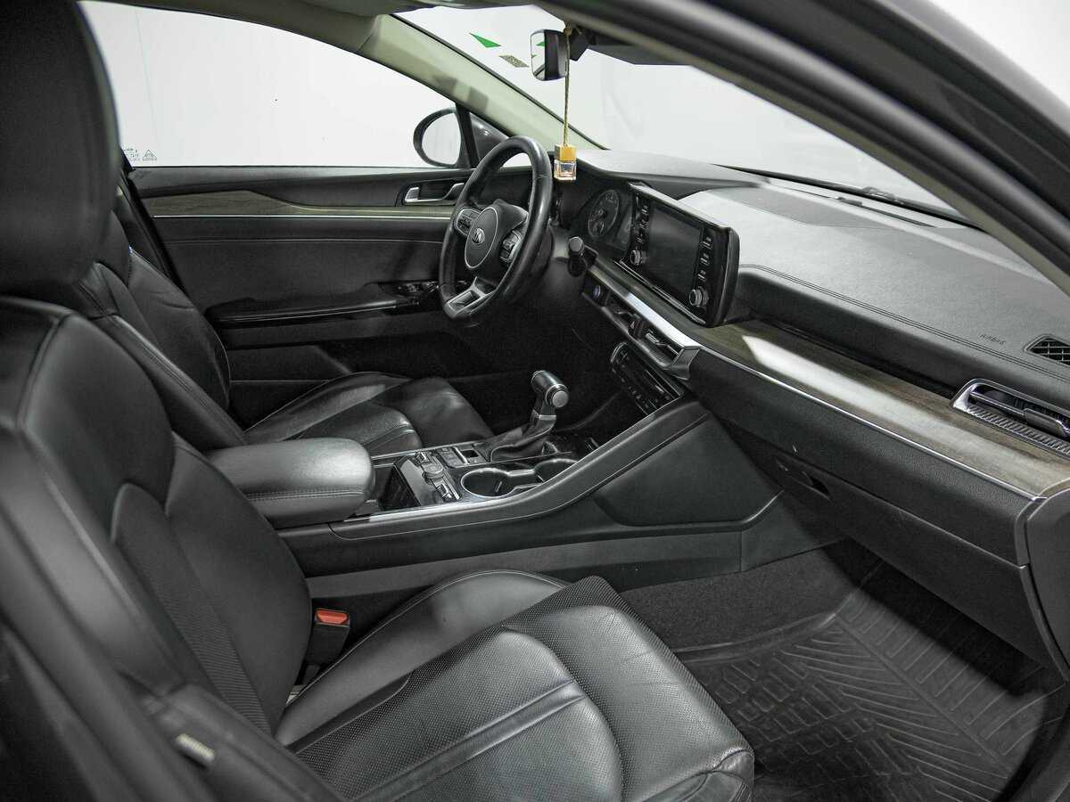 Купить Kia K5 с пробегом. Фото: #17