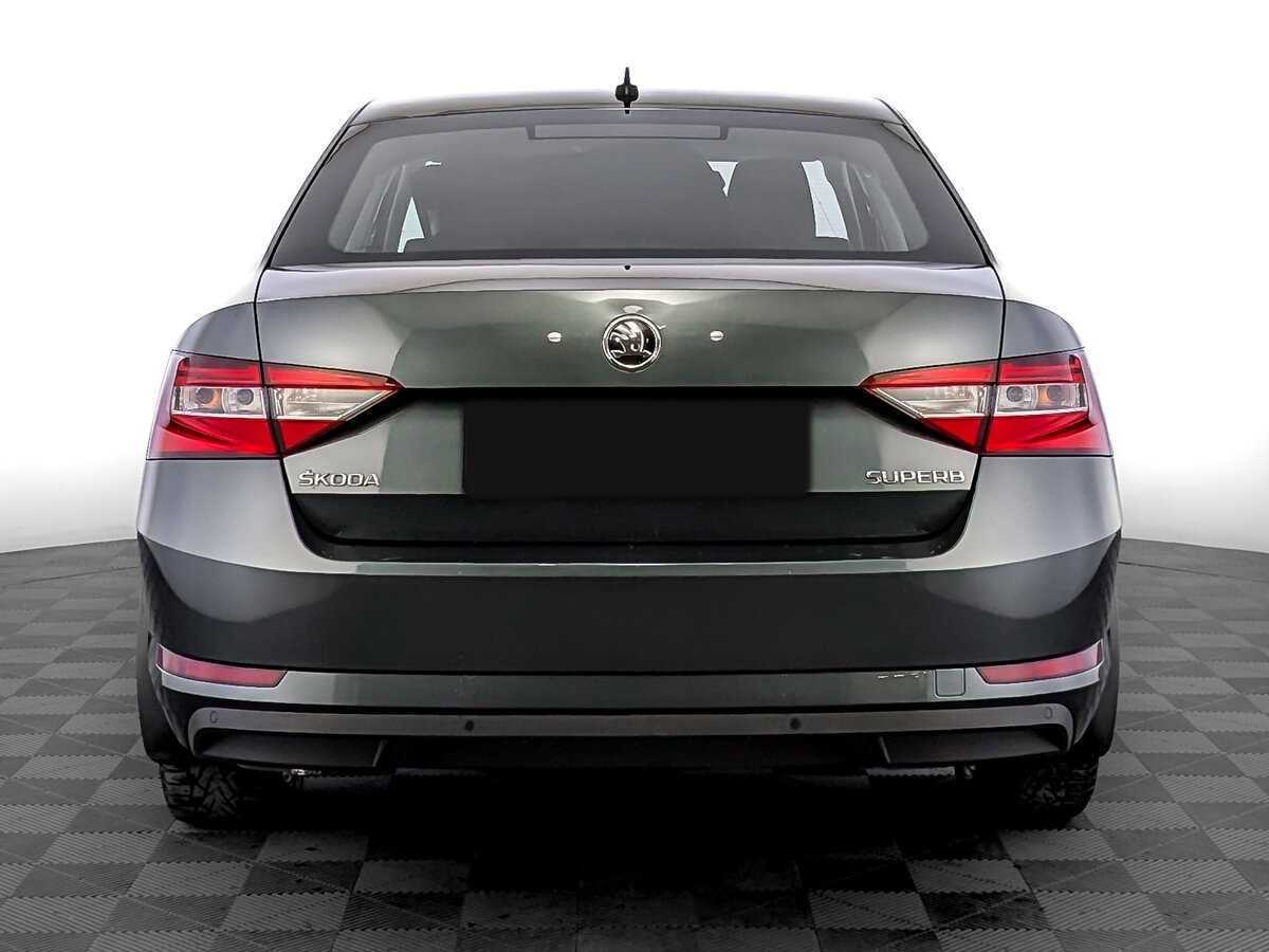 Купить Skoda Superb с пробегом. Фото: #5