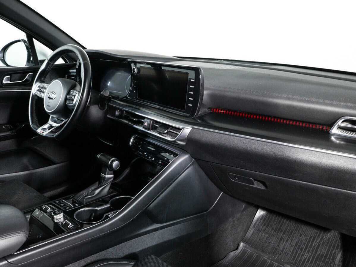 Купить Kia K5 с пробегом. Фото: #8