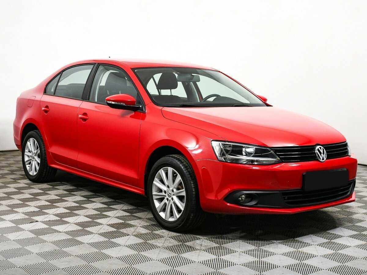 Купить Volkswagen Jetta с пробегом. Фото: #2