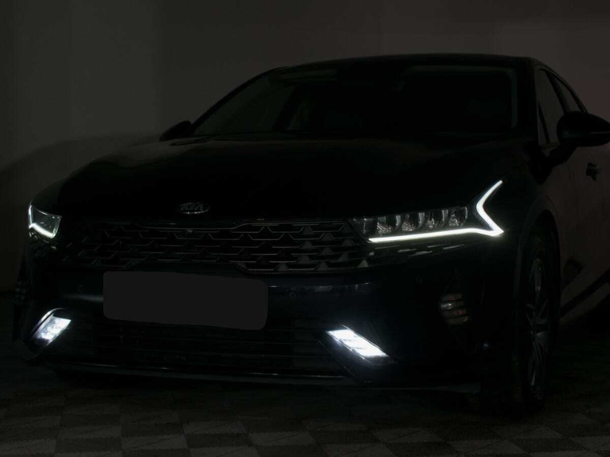 Купить Kia K5 с пробегом. Фото: #22