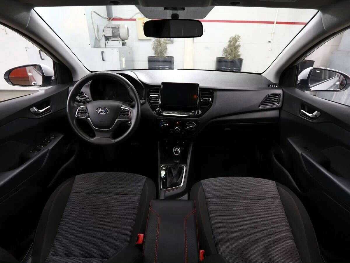 Купить Hyundai Solaris с пробегом. Фото: #16