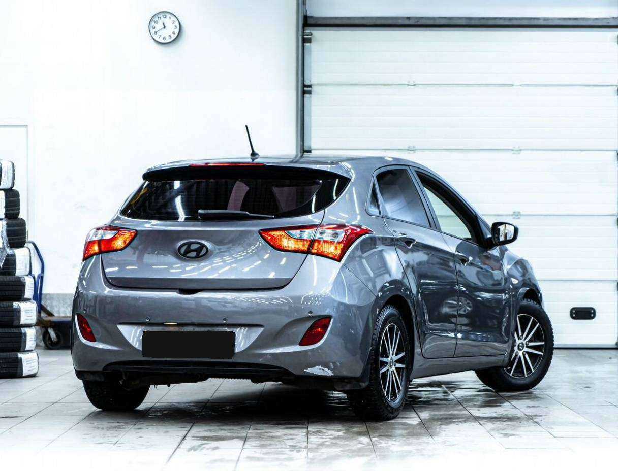 Купить Hyundai i30 с пробегом. Фото: #2