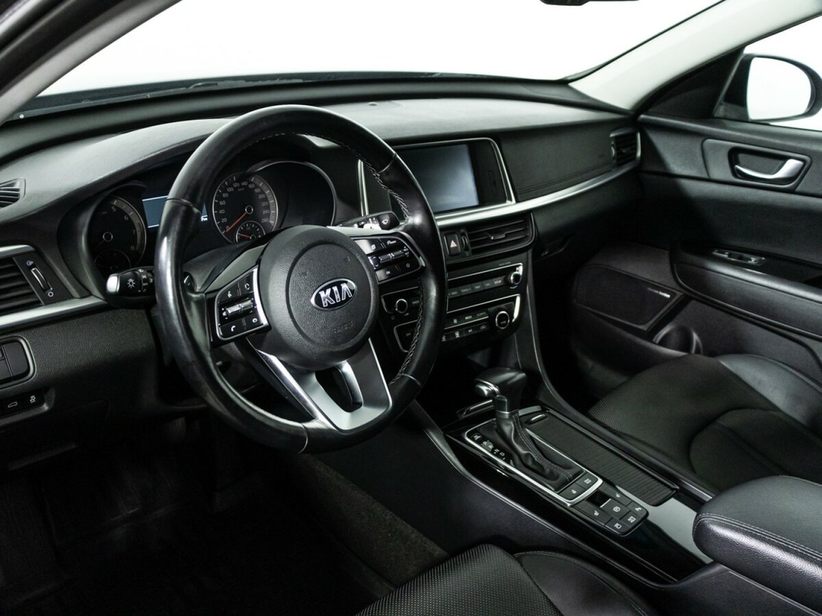 Купить Kia Optima с пробегом. Фото: #10