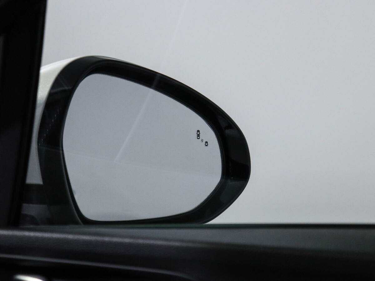 Купить Kia K5 с пробегом. Фото: #17