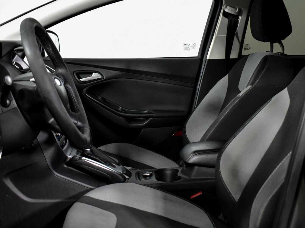 Купить Ford Focus с пробегом. Фото: #11