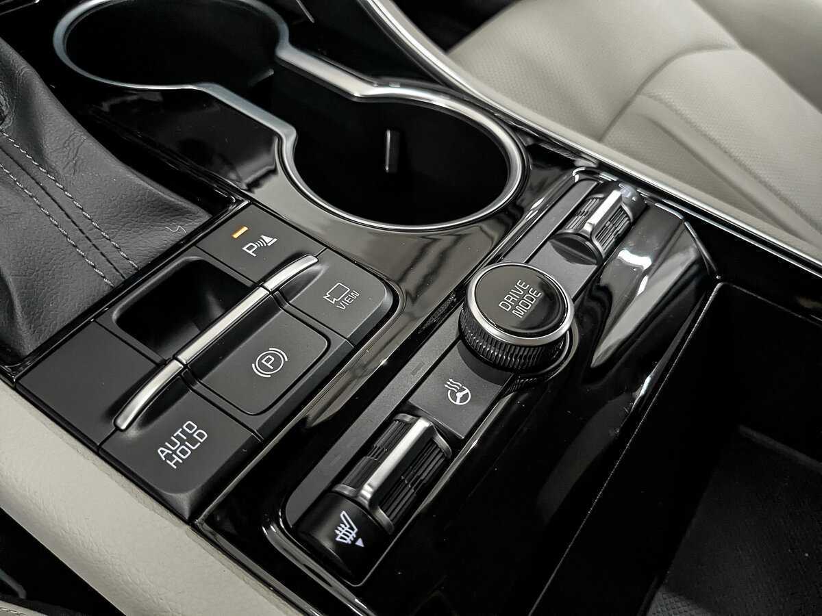 Купить Kia K5 с пробегом. Фото: #25