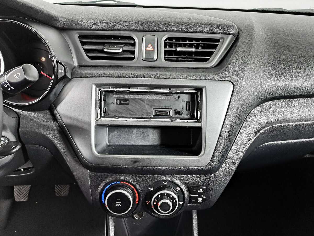 Купить Kia Rio с пробегом. Фото: #12