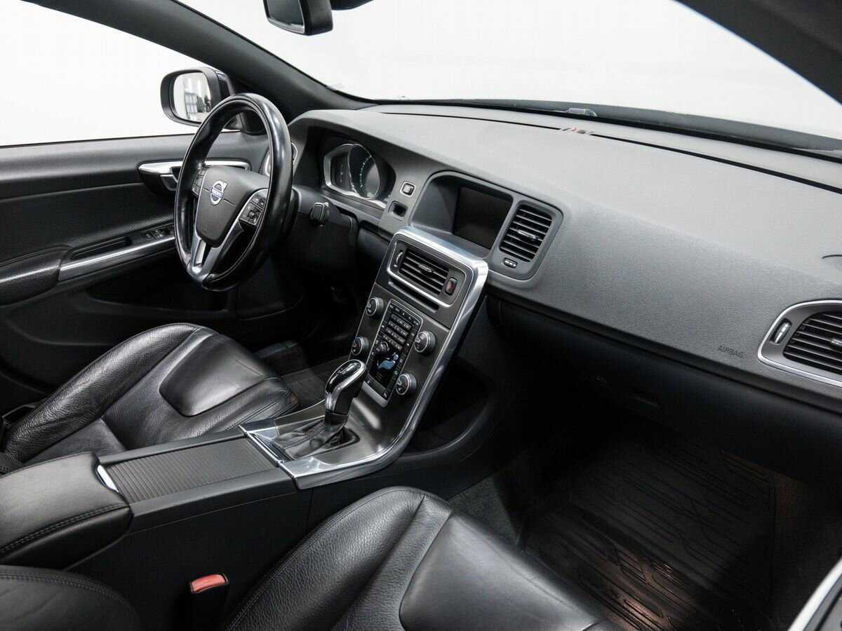Купить Volvo S60 с пробегом. Фото: #7