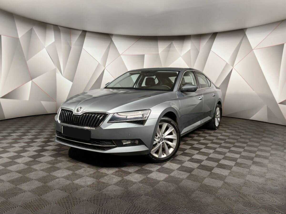 Купить Skoda Superb с пробегом. Посмотреть фото