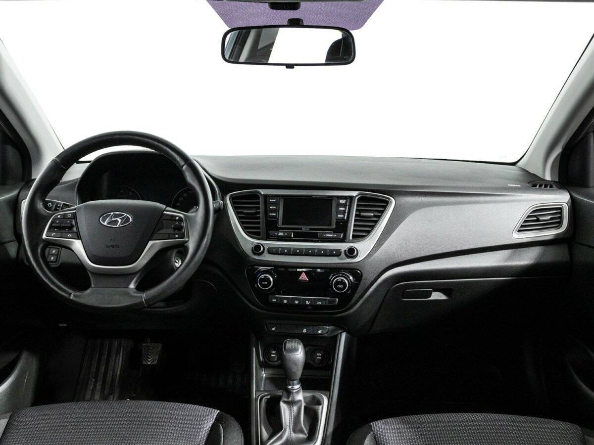 Купить Hyundai Solaris с пробегом. Фото: #12