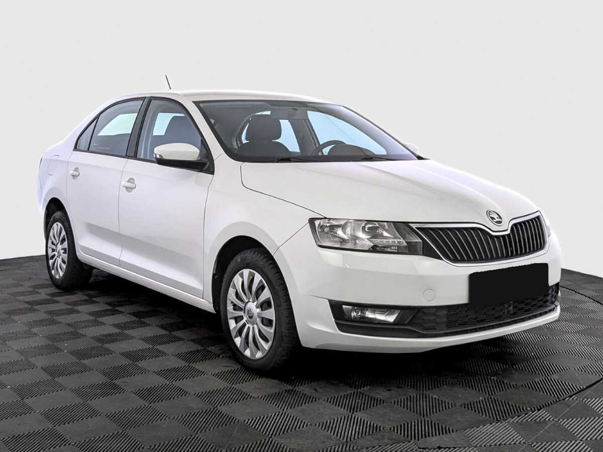 Купить Skoda Rapid с пробегом. Фото: #2