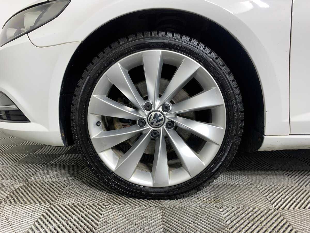 Купить Volkswagen Passat CC с пробегом. Фото: #8