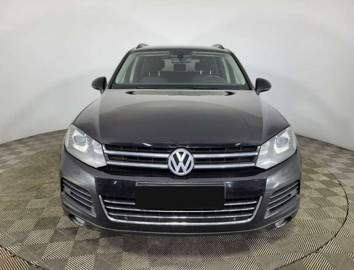 Купить Volkswagen Touareg с пробегом. Фото: #1