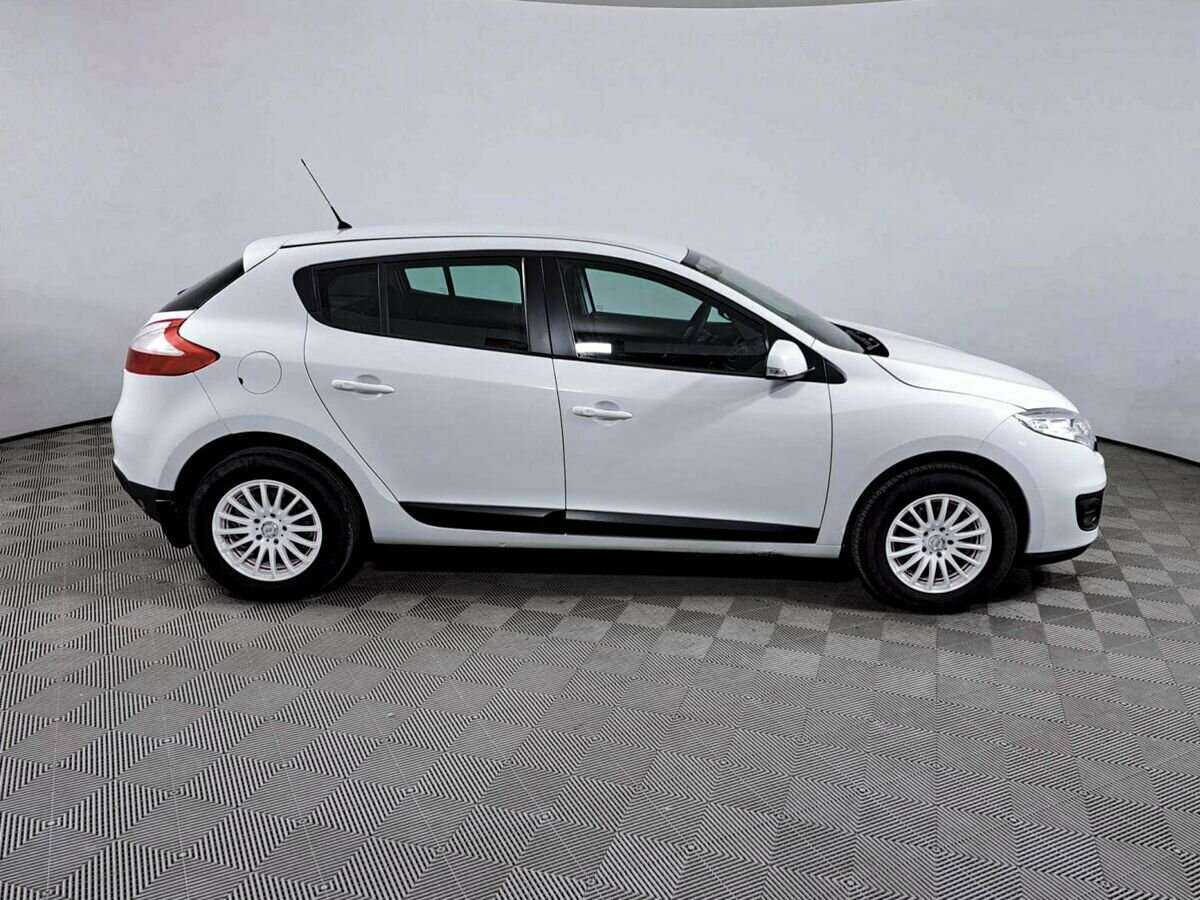 Купить Renault Megane с пробегом. Фото: #3