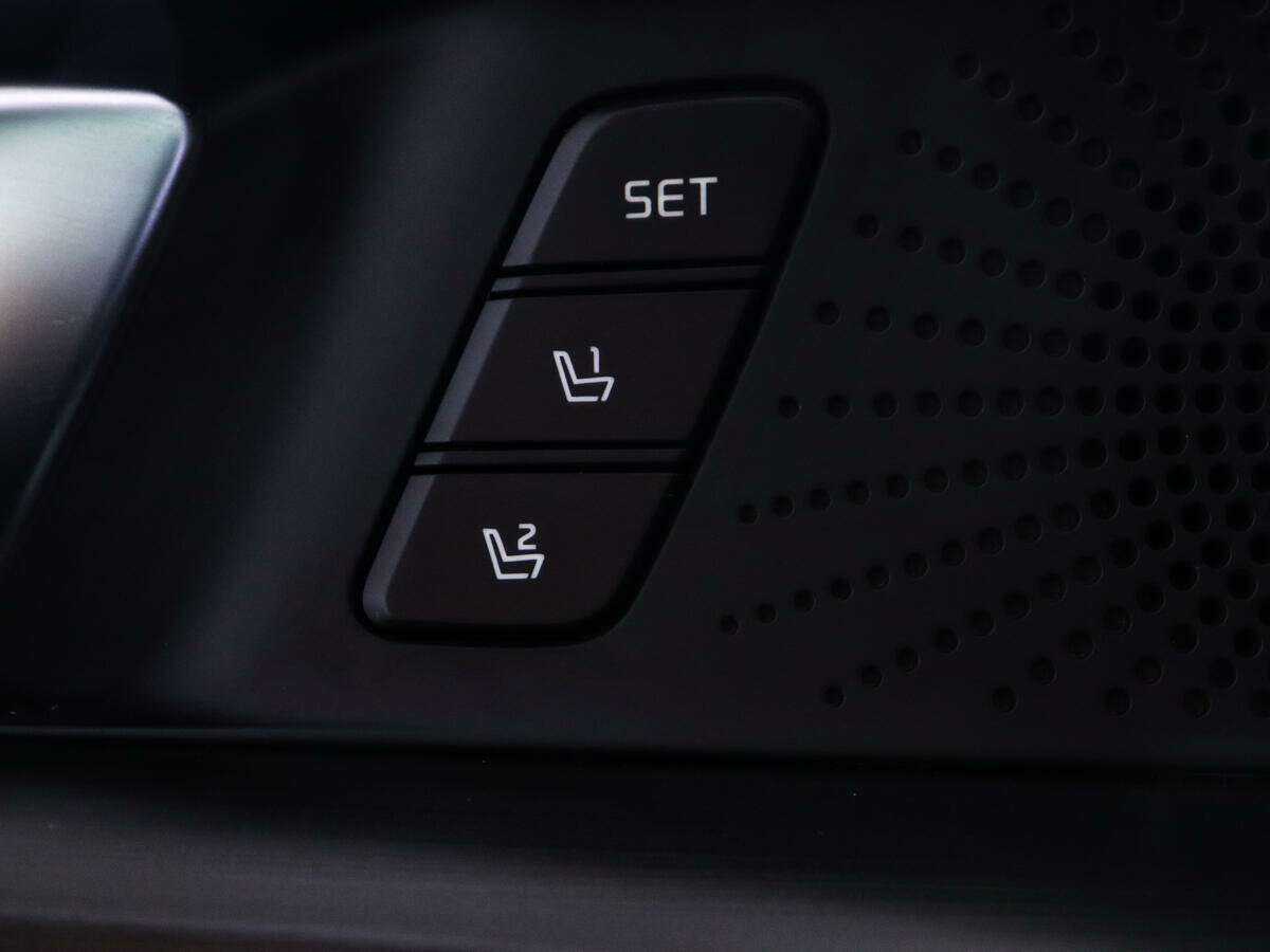 Купить Kia K5 с пробегом. Фото: #18