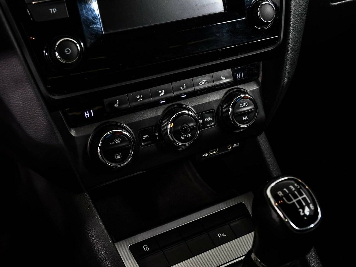 Купить Skoda Octavia с пробегом. Фото: #13