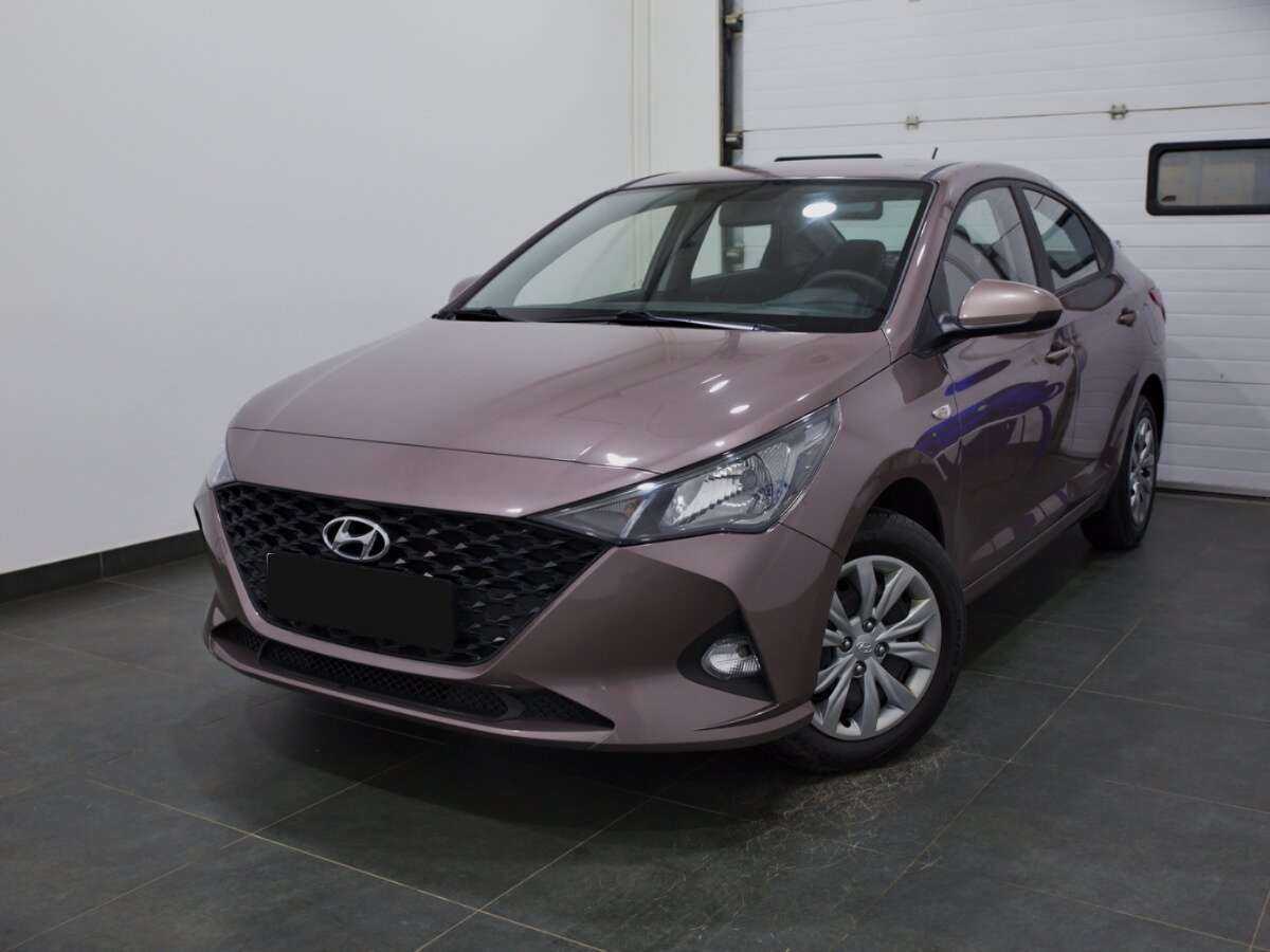 Купить Hyundai Solaris с пробегом. Фото: #0
