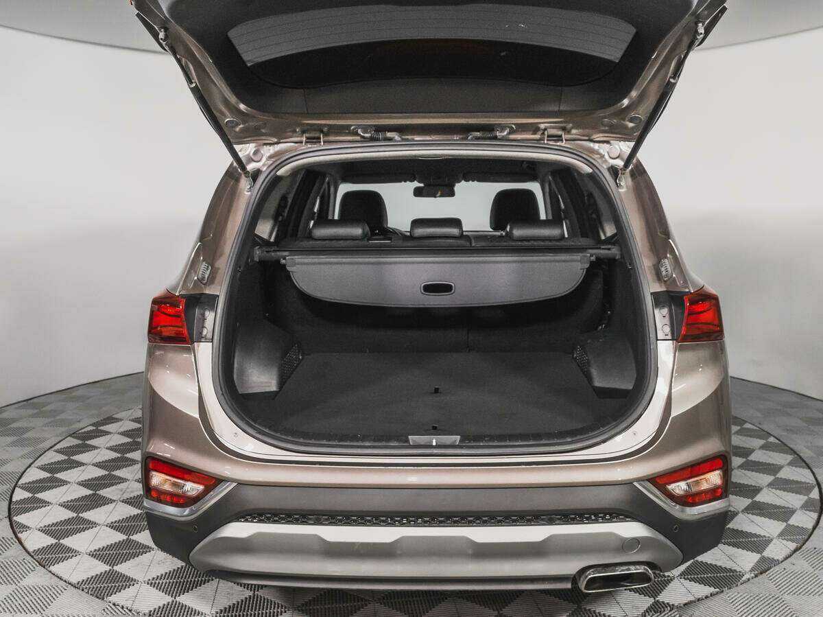 Купить Hyundai Santa Fe с пробегом. Фото: #16