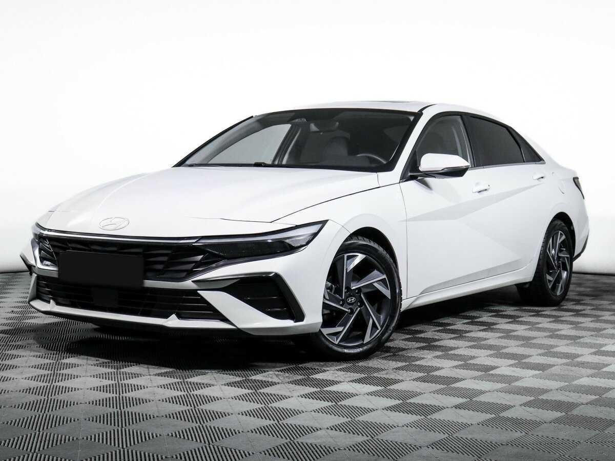 Купить Hyundai Elantra с пробегом. Посмотреть фото