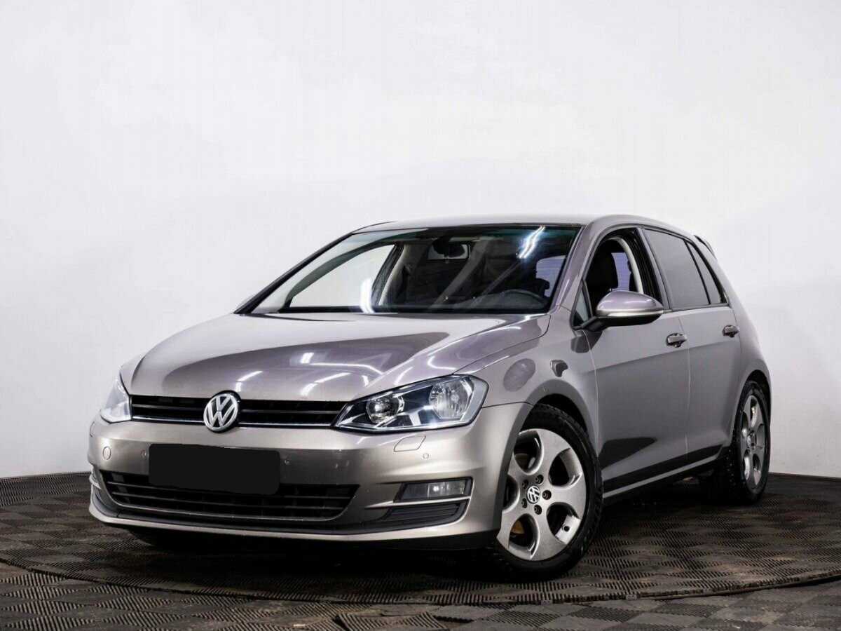 Купить Volkswagen Golf с пробегом. Посмотреть фото