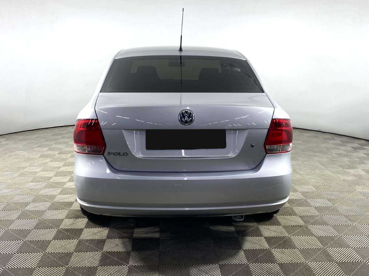 Купить Volkswagen Polo с пробегом. Фото: #4