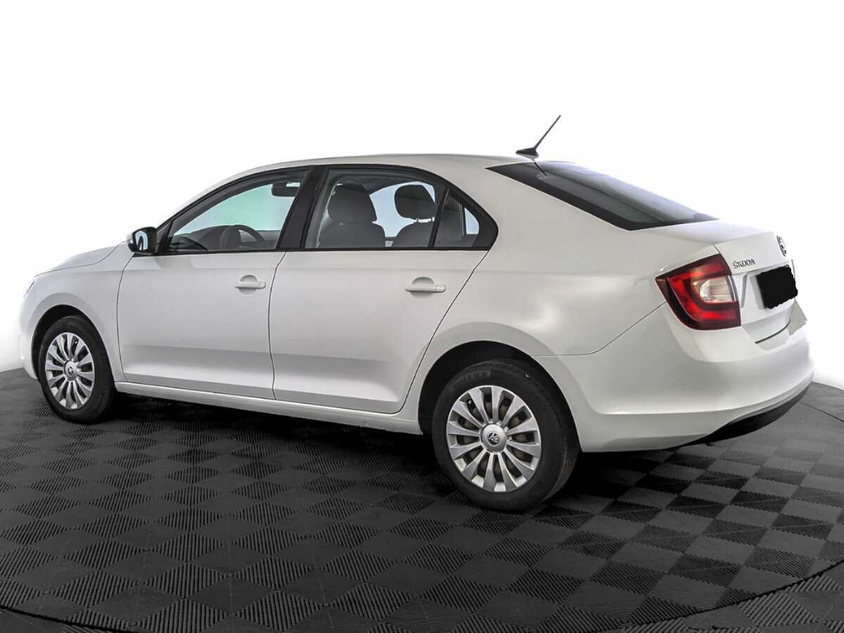 Купить Skoda Rapid с пробегом. Фото: #6