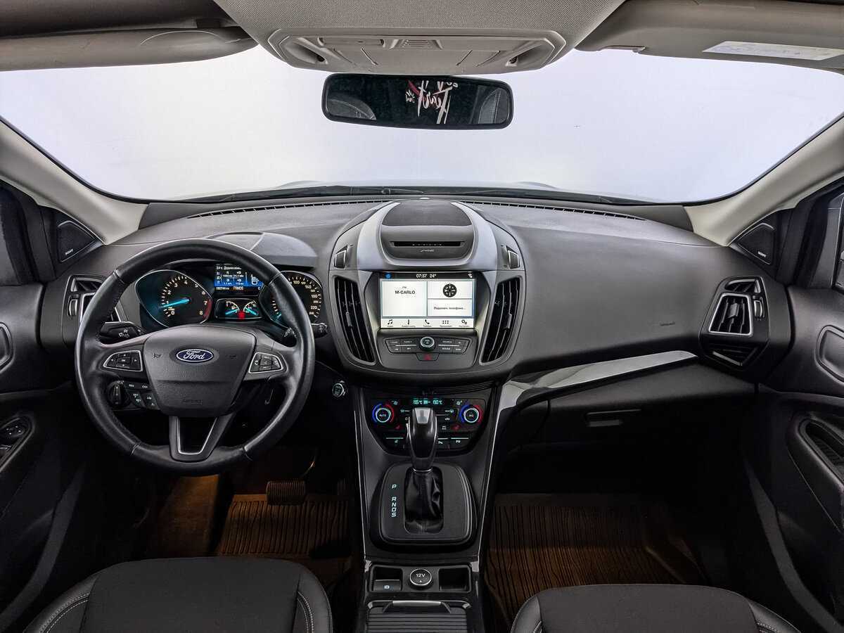 Купить Ford Kuga с пробегом. Фото: #11