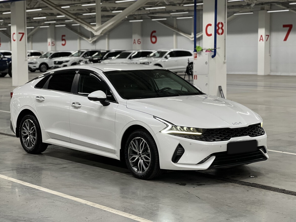 Купить Kia K5 с пробегом. Фото: #2