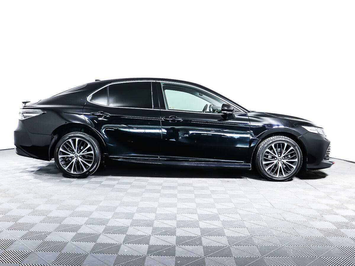 Купить Toyota Camry с пробегом. Фото: #3