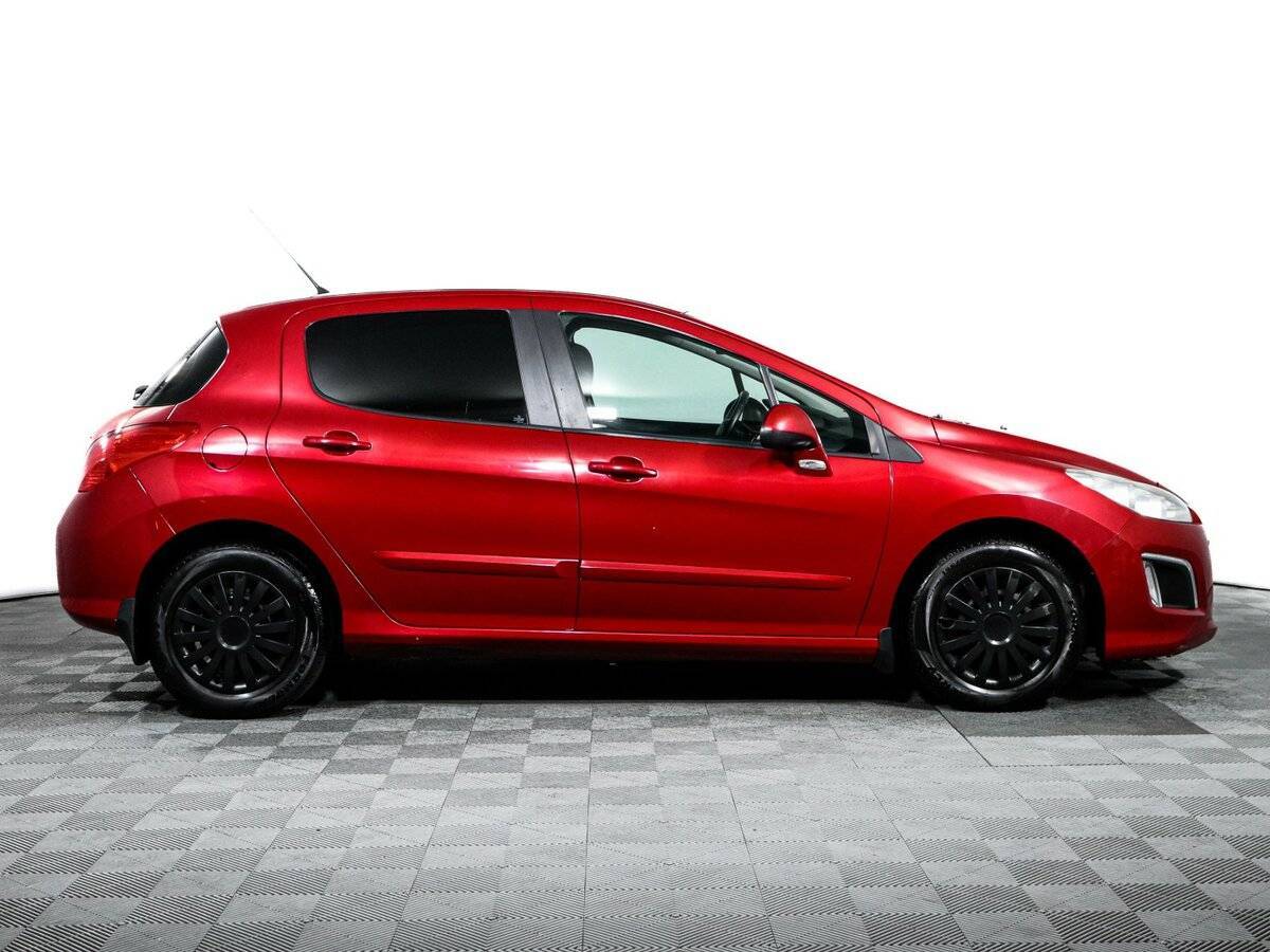 Купить Peugeot 308 с пробегом. Фото: #3