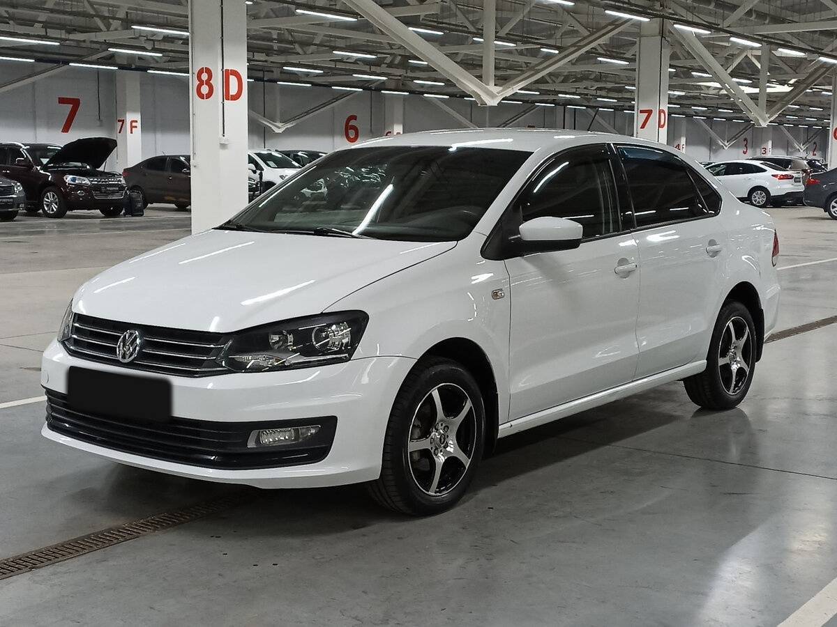 Купить Volkswagen Polo с пробегом. Посмотреть фото