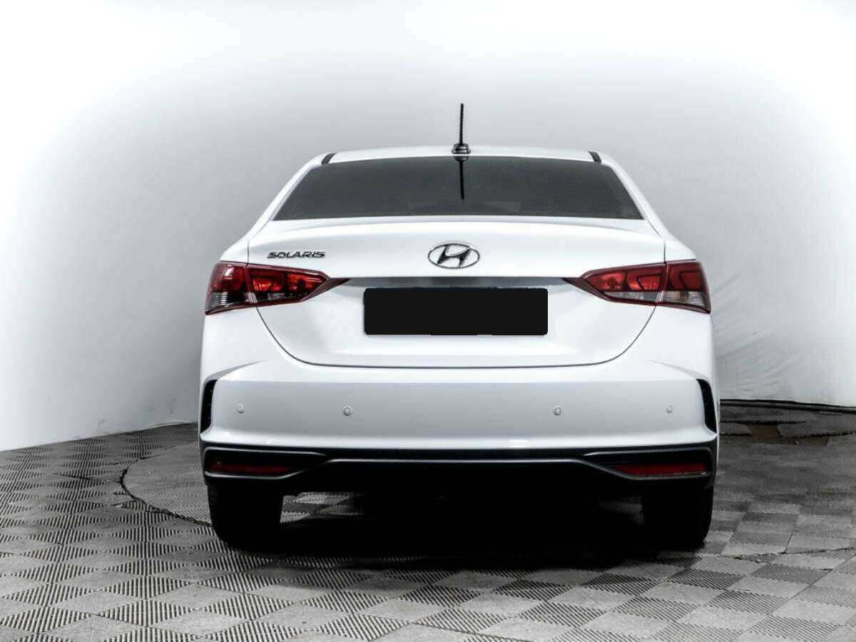 Купить Hyundai Solaris с пробегом. Фото: #4