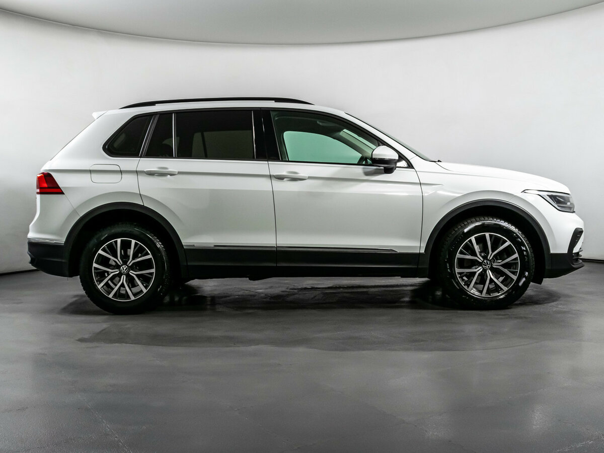 Купить Volkswagen Tiguan с пробегом. Фото: #3