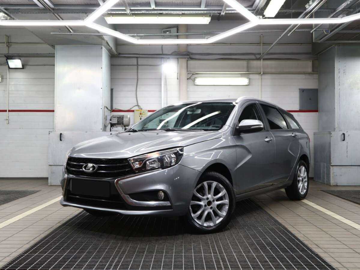 Купить Lada (ВАЗ) Vesta с пробегом. Посмотреть фото