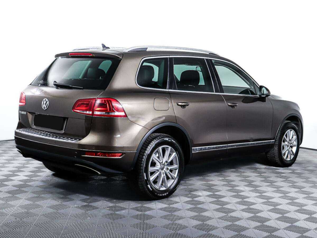 Купить Volkswagen Touareg с пробегом. Фото: #4