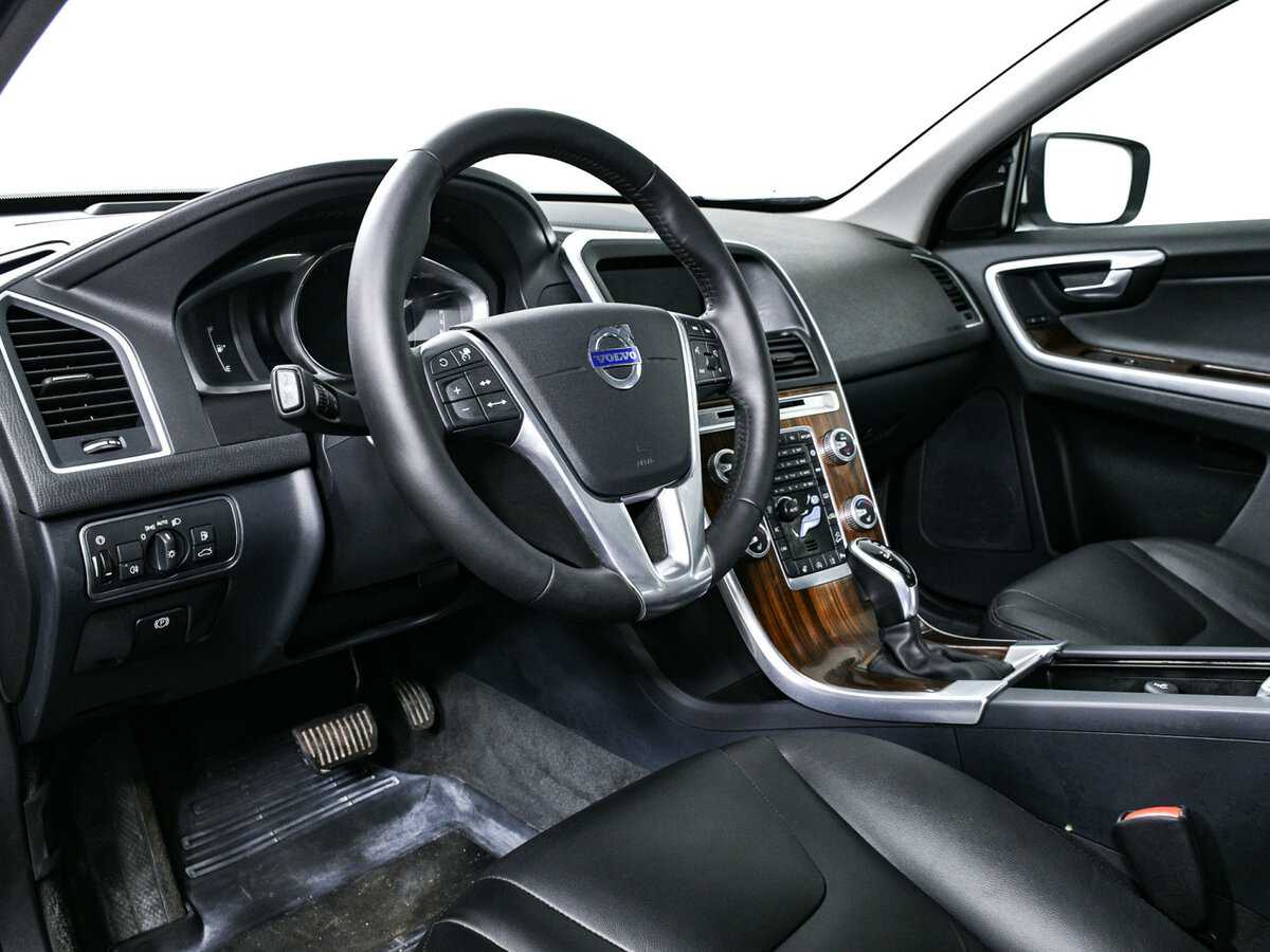Купить Volvo XC60 с пробегом. Фото: #12