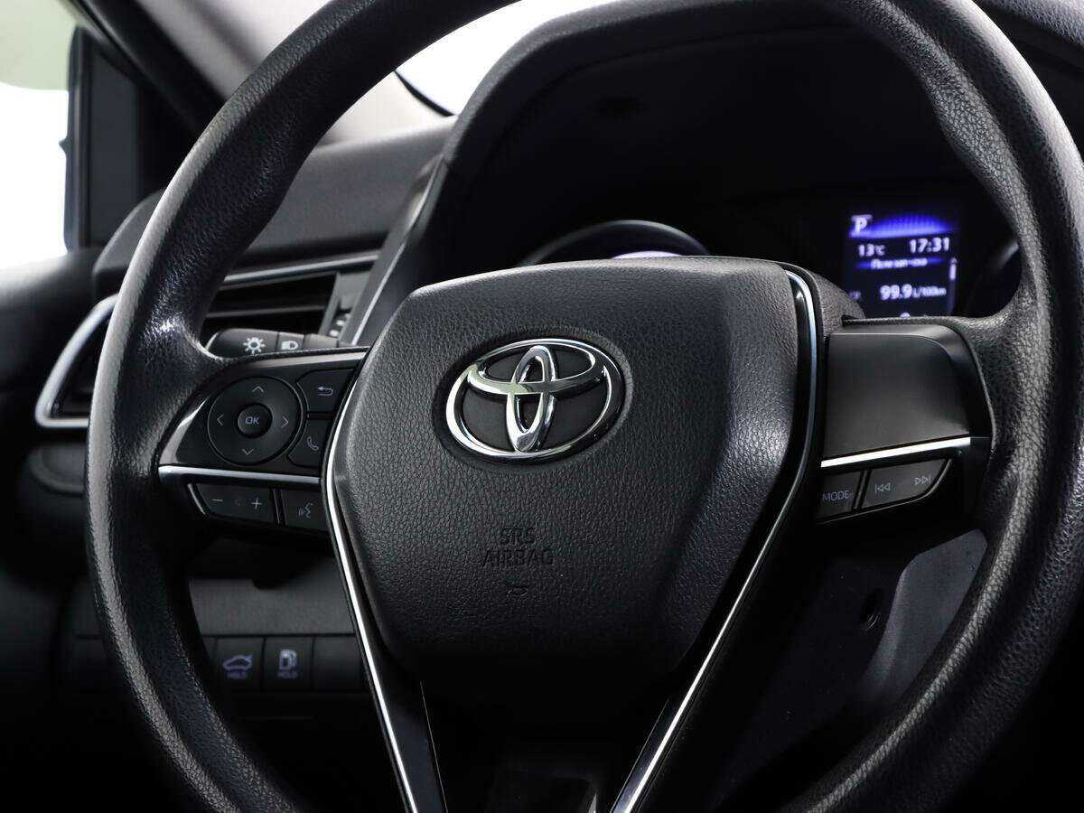Купить Toyota Camry с пробегом. Фото: #10